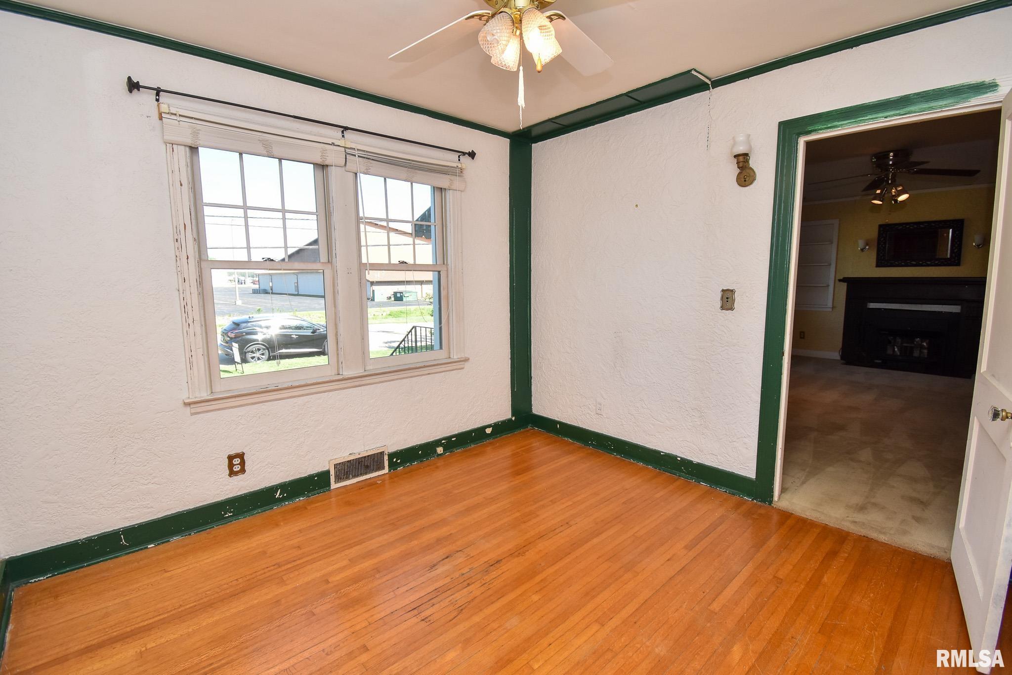 131 Arnold Road East Peoria, IL 61611 - Photo 26 of 45