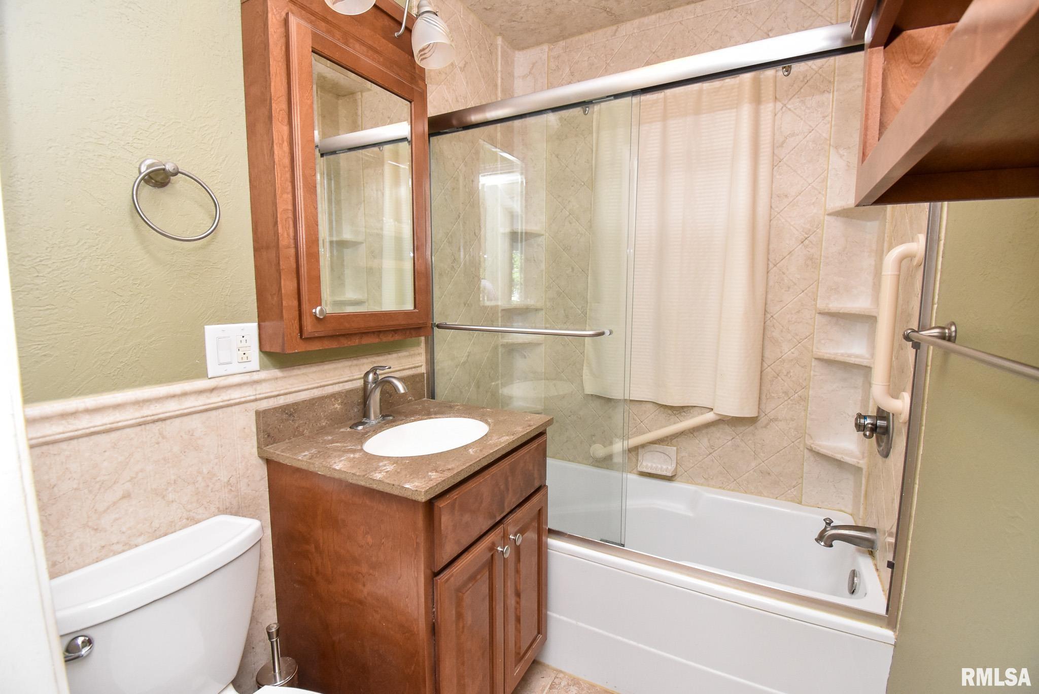 131 Arnold Road East Peoria, IL 61611 - Photo 30 of 45