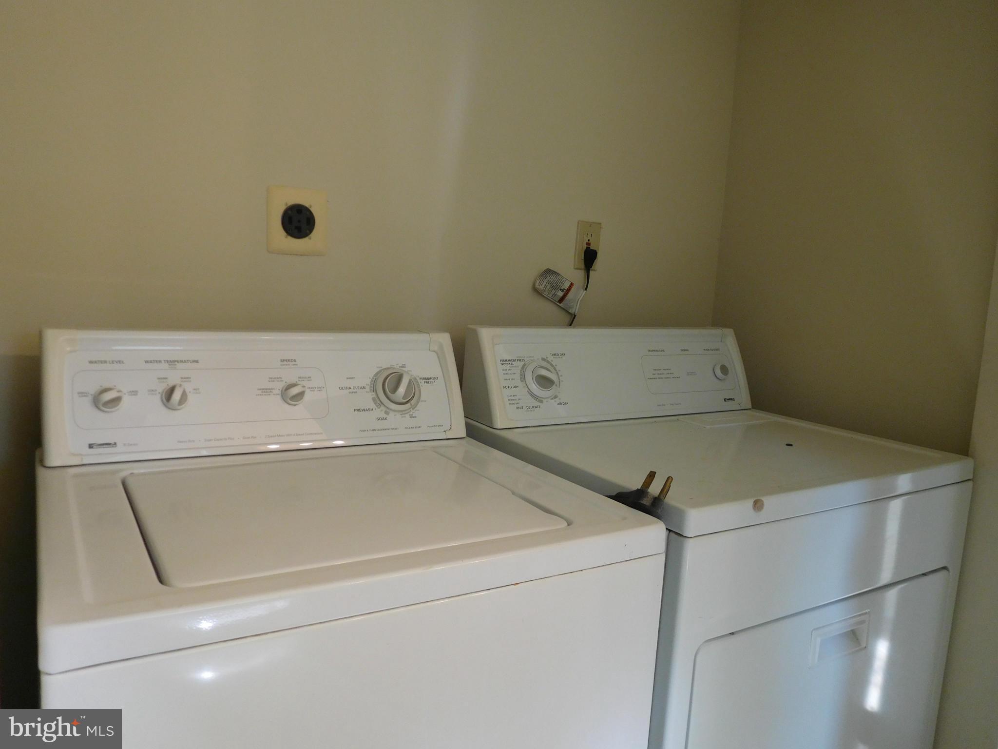 3998 Ferry Landing Road Dunkirk, MD 20754 - Photo 13 of 24 Laundry