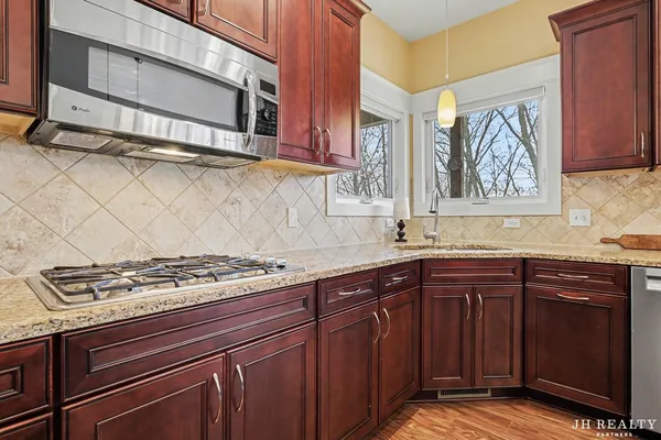 $949,000 | 2627 Oak Highland Court, Lowell, MI 49331