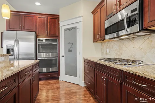 $949,000 | 2627 Oak Highland Court, Lowell, MI 49331