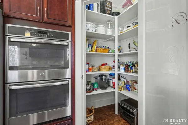 $949,000 | 2627 Oak Highland Court, Lowell, MI 49331