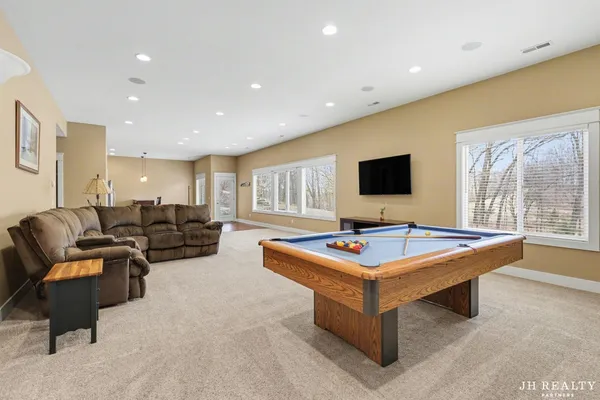 $949,000 | 2627 Oak Highland Court, Lowell, MI 49331