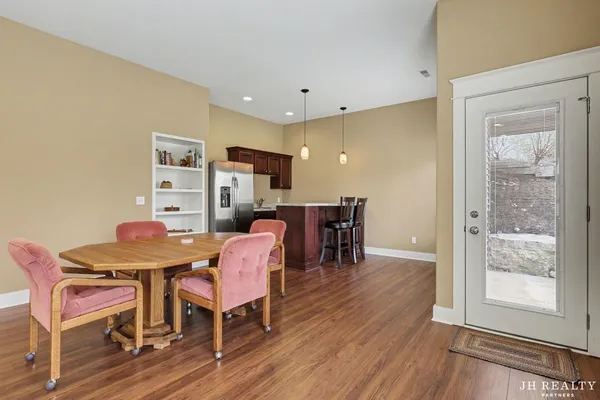 $949,000 | 2627 Oak Highland Court, Lowell, MI 49331