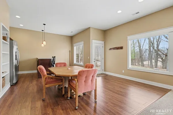 $949,000 | 2627 Oak Highland Court, Lowell, MI 49331