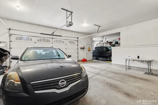 $949,000 | 2627 Oak Highland Court, Lowell, MI 49331