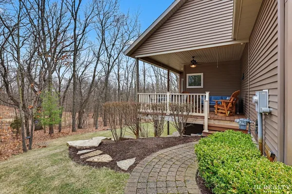 $949,000 | 2627 Oak Highland Court, Lowell, MI 49331