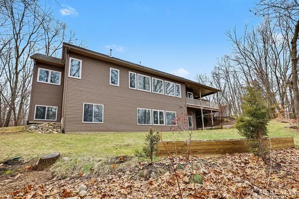 $949,000 | 2627 Oak Highland Court, Lowell, MI 49331