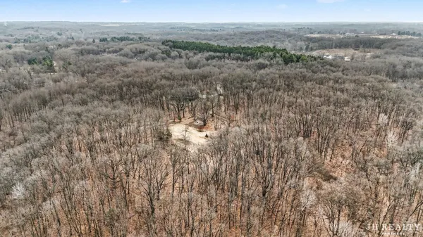 $949,000 | 2627 Oak Highland Court, Lowell, MI 49331