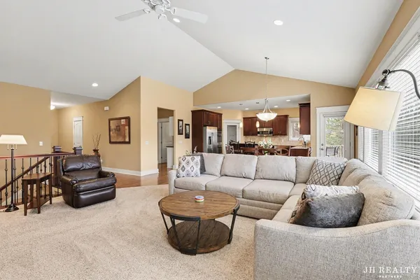 $949,000 | 2627 Oak Highland Court, Lowell, MI 49331