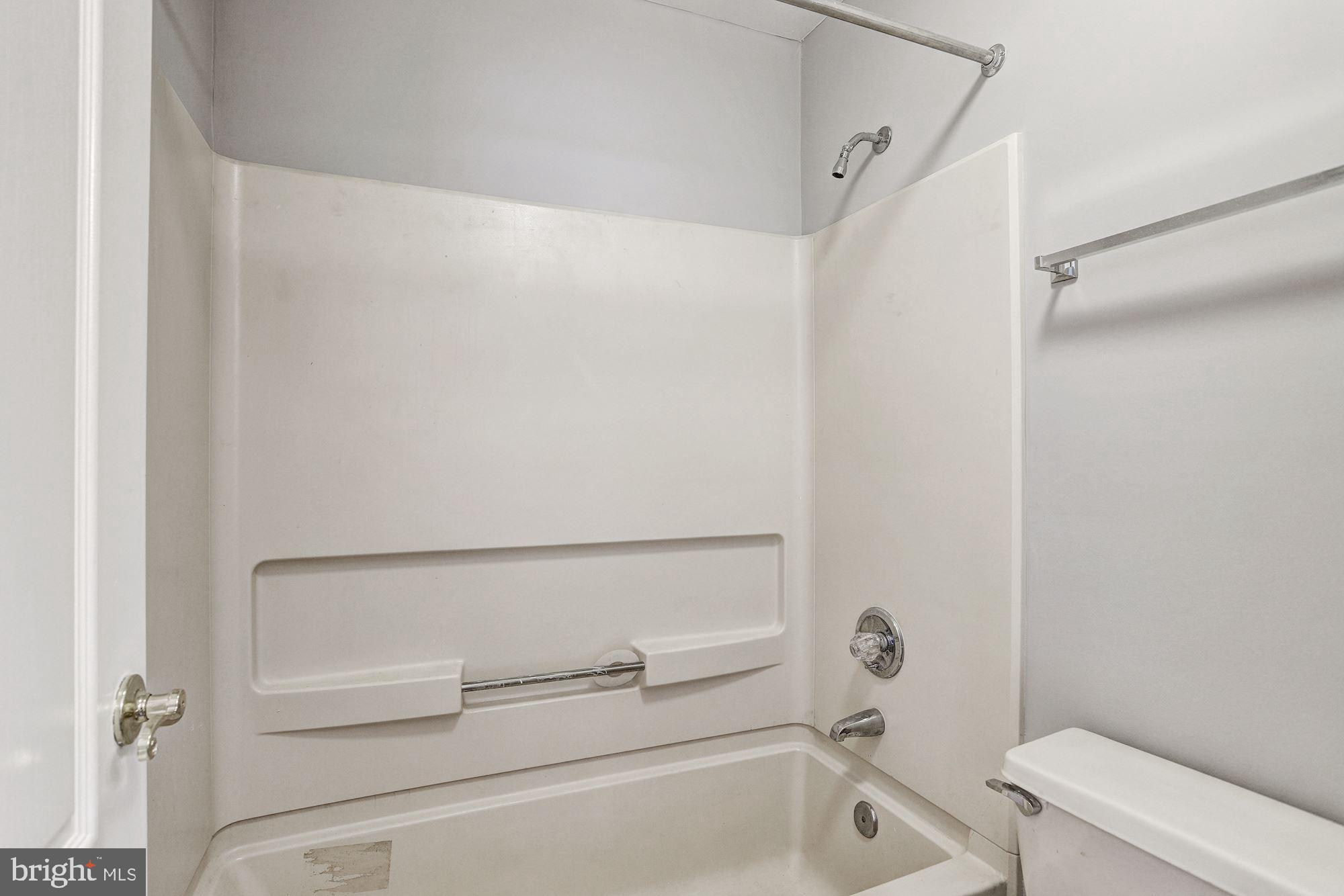 8589 Falls Run Road, Unit F Ellicott City, MD 21043 - Photo 15 of 25 Bath