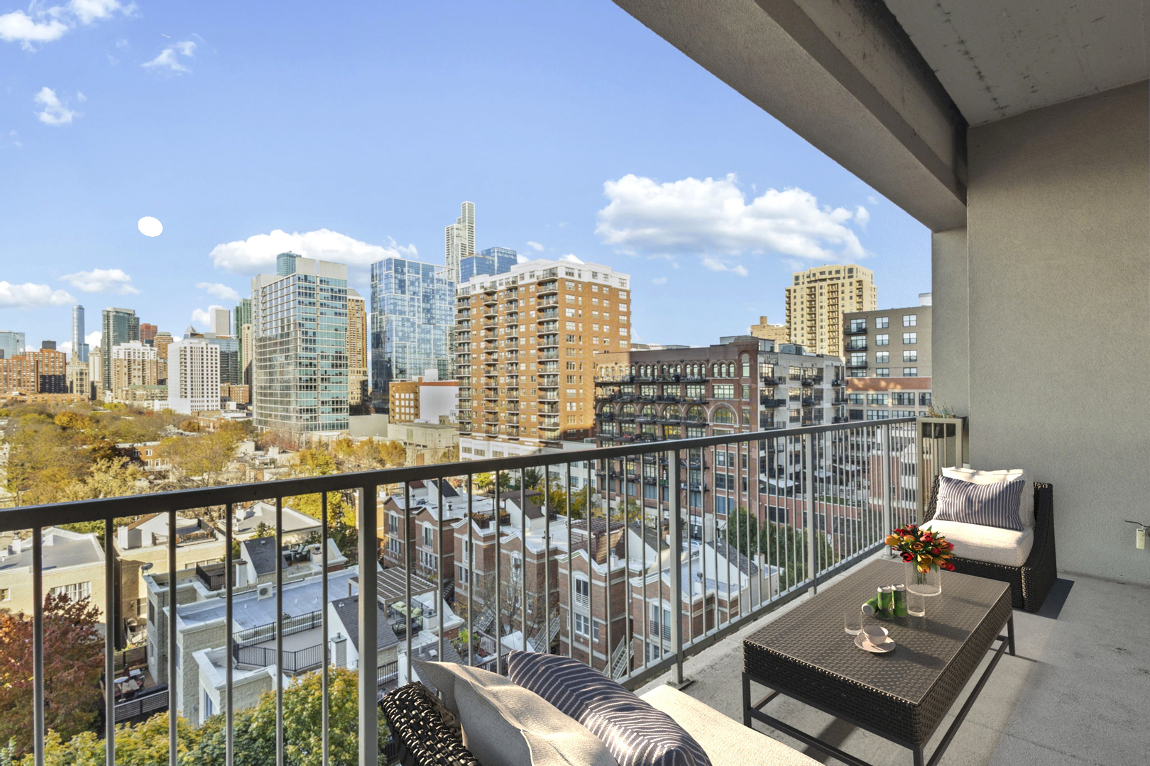 1530 South State Street, Unit 706 Chicago, IL 60605 - Photo 21 of 24 a view of city from balcony