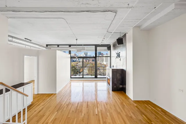 $450,000 | 1530 South State Street, Unit 706, Chicago, IL 60605