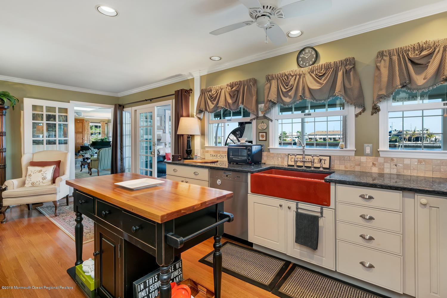 10 Packer Avenue Rumson, NJ 07760 - Photo 11 of 47 New Cook's Kitchen