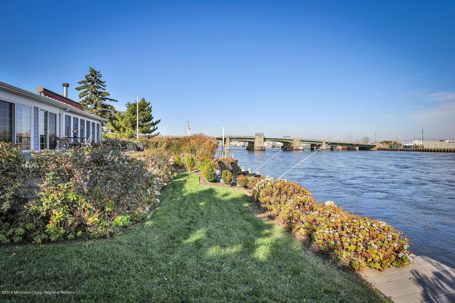 10 Packer Avenue Rumson, NJ 07760 - Photo 4 of 47 Special Waterfront Home