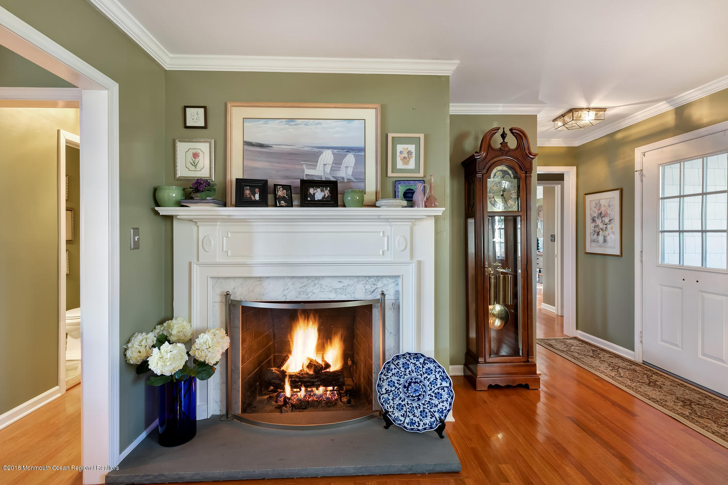 10 Packer Avenue Rumson, NJ 07760 - Photo 6 of 47 Charming Front Entrance