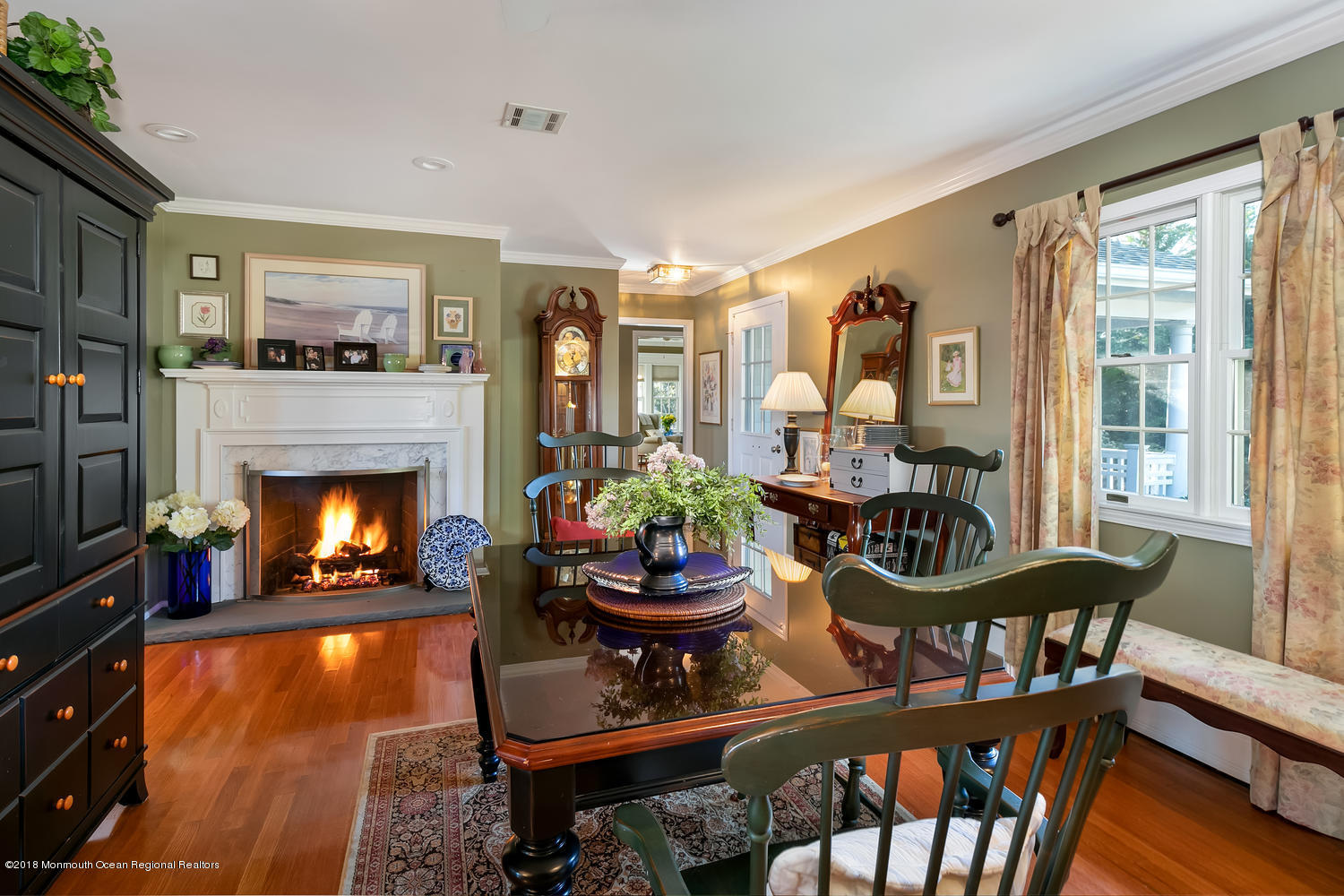 10 Packer Avenue Rumson, NJ 07760 - Photo 7 of 47 Dining Room with gas fireplace