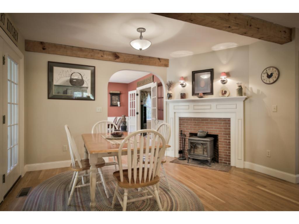 63 Carriage Road New Boston, NH 03070 - Photo 11 of 26