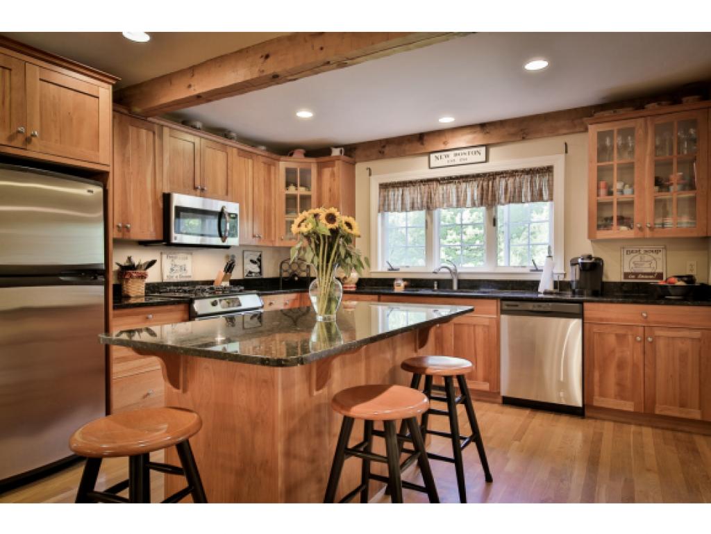 63 Carriage Road New Boston, NH 03070 - Photo 13 of 26