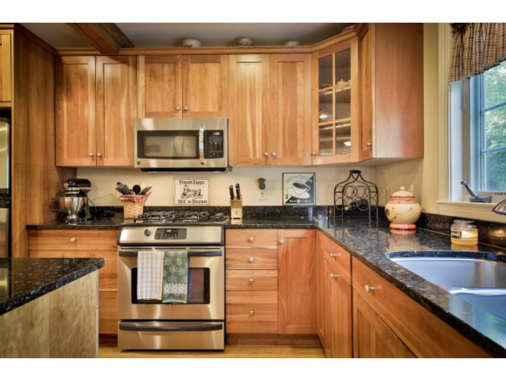 63 Carriage Road New Boston, NH 03070 - Photo 14 of 26