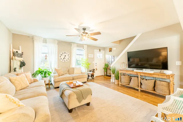 $450,000 | 100 Squaw Rock Road, Plainfield, CT 06354