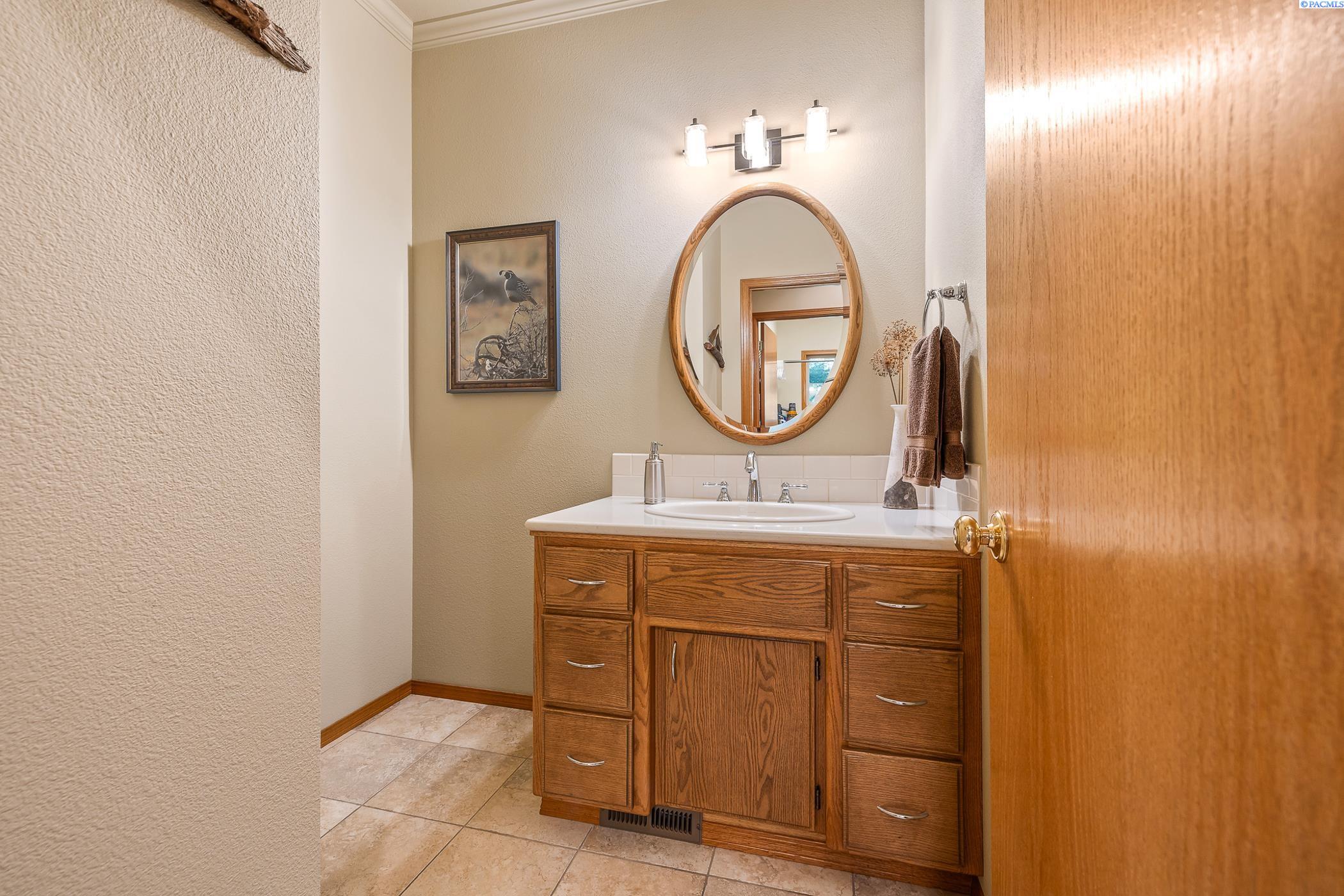 4008 South Morain Loop Kennewick, WA 99337 - Photo 24 of 49 Gallery Image 24