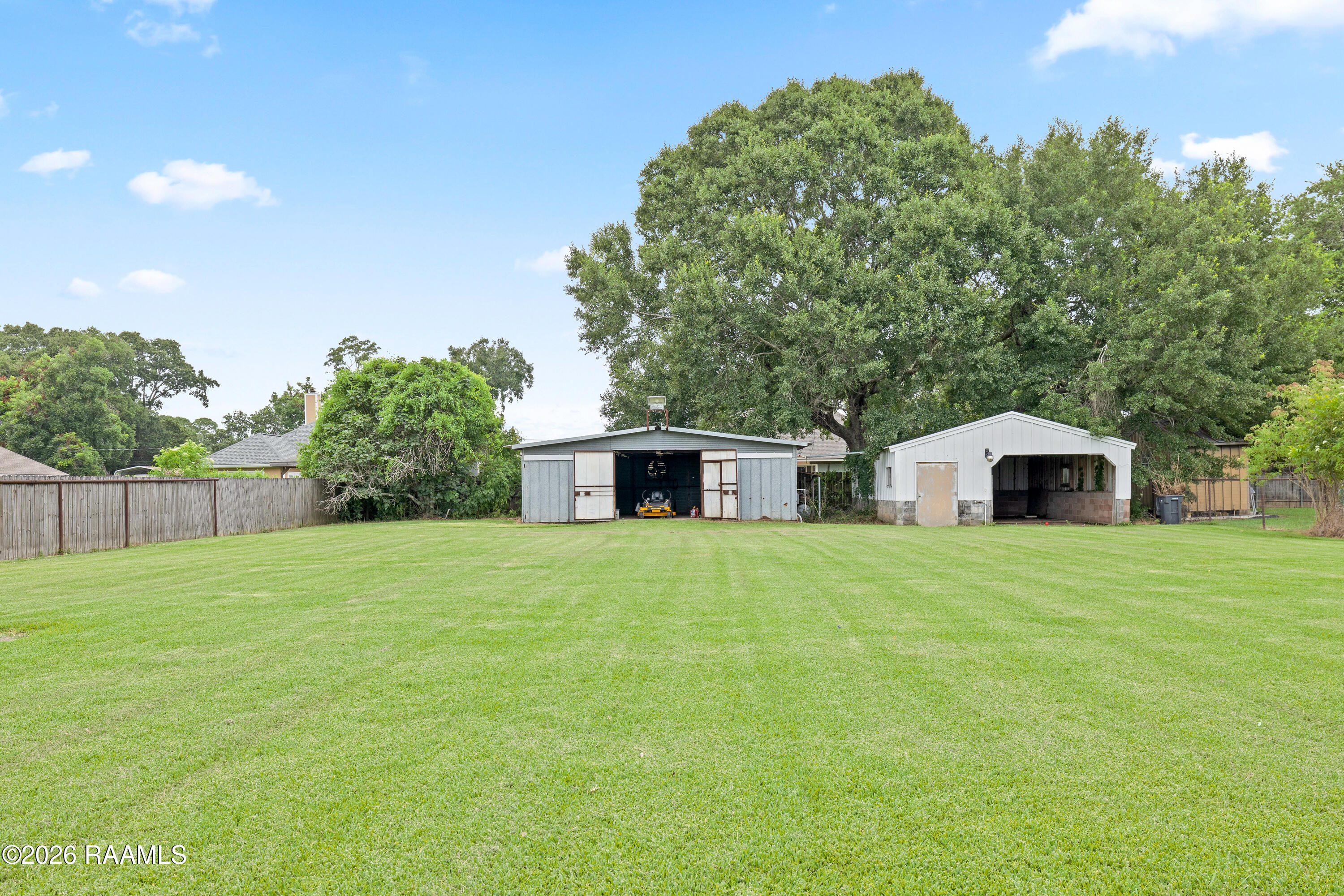 916 Heart D Farm Road Youngsville, LA 70592 - Photo 3 of 15 916 Heart de Farm-14