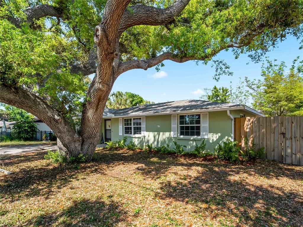 2995 Arrowhead Road Venice, FL 34293 - Photo 3 of 55