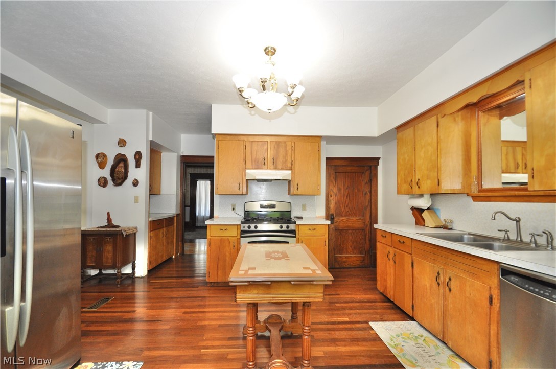 4904 Ridge Avenue Southeast Canton, OH 44707 - Photo 4 of 21 Gallery Image 4
