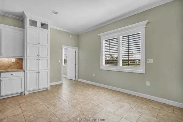 $3,300 | 15628 Shady Brook Lane, College Station, TX 77845