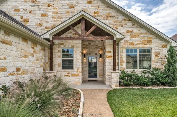 $3,300 | 15628 Shady Brook Lane, College Station, TX 77845