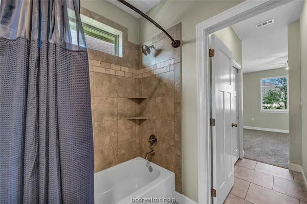 $3,300 | 15628 Shady Brook Lane, College Station, TX 77845