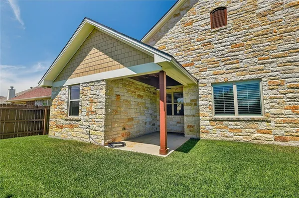 $3,300 | 15628 Shady Brook Lane, College Station, TX 77845