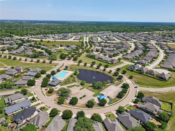 $3,300 | 15628 Shady Brook Lane, College Station, TX 77845