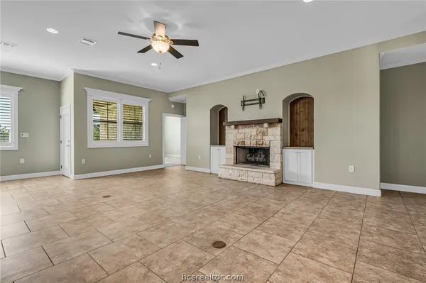 $3,300 | 15628 Shady Brook Lane, College Station, TX 77845