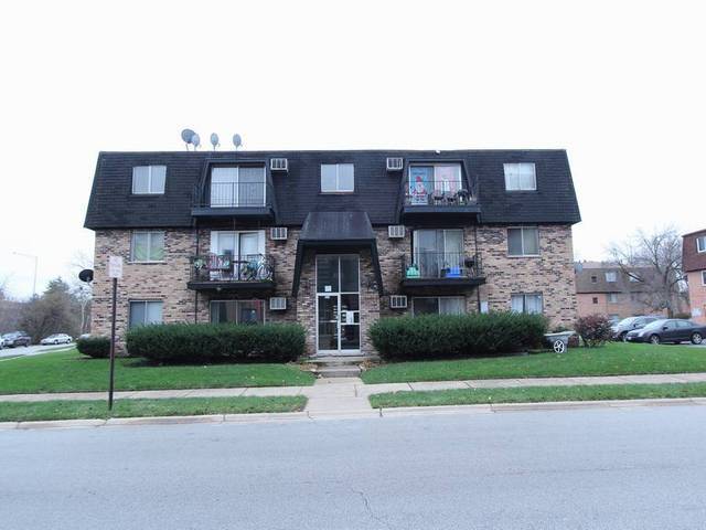 4839 West Engle Road, Unit 2D Alsip, IL 60803 - Photo 1 of 16 a view of house and front yard