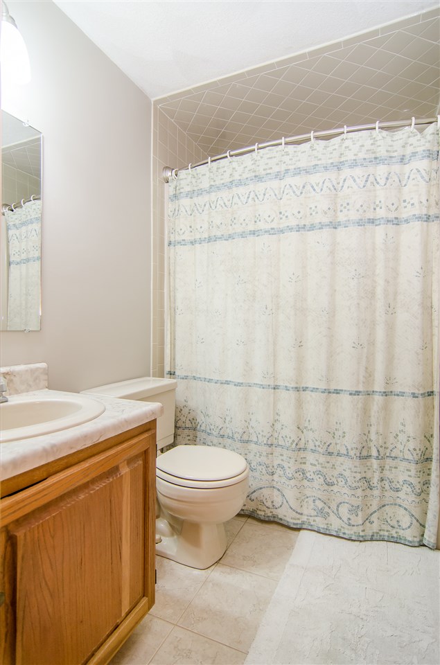 8 Shamrock Road Windham, NH 03087 - Photo 22 of 34