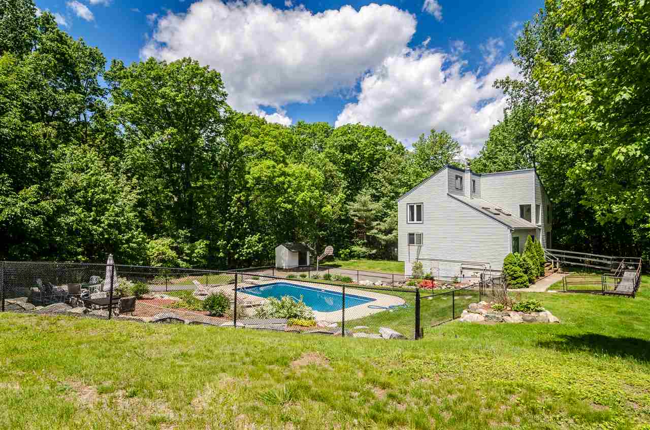 8 Shamrock Road Windham, NH 03087 - Photo 5 of 34