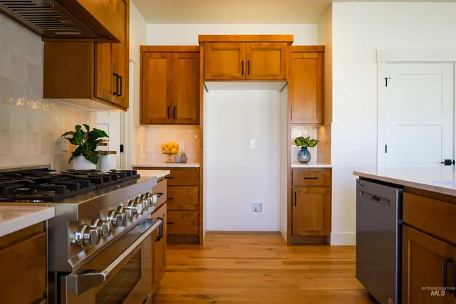 $794,900 | 1038 East Fleetwood Court, Boise, ID 83706