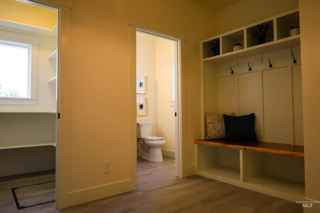 $794,900 | 1038 East Fleetwood Court, Boise, ID 83706