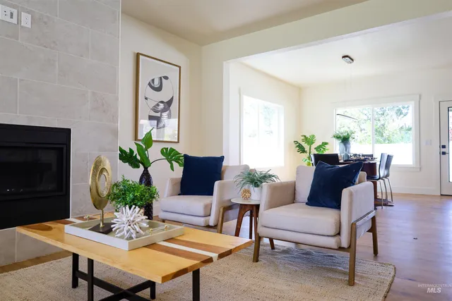 $794,900 | 1038 East Fleetwood Court, Boise, ID 83706