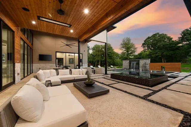 $4,950,000 | 916 Dove Creek Court, Bartonville, TX 76226