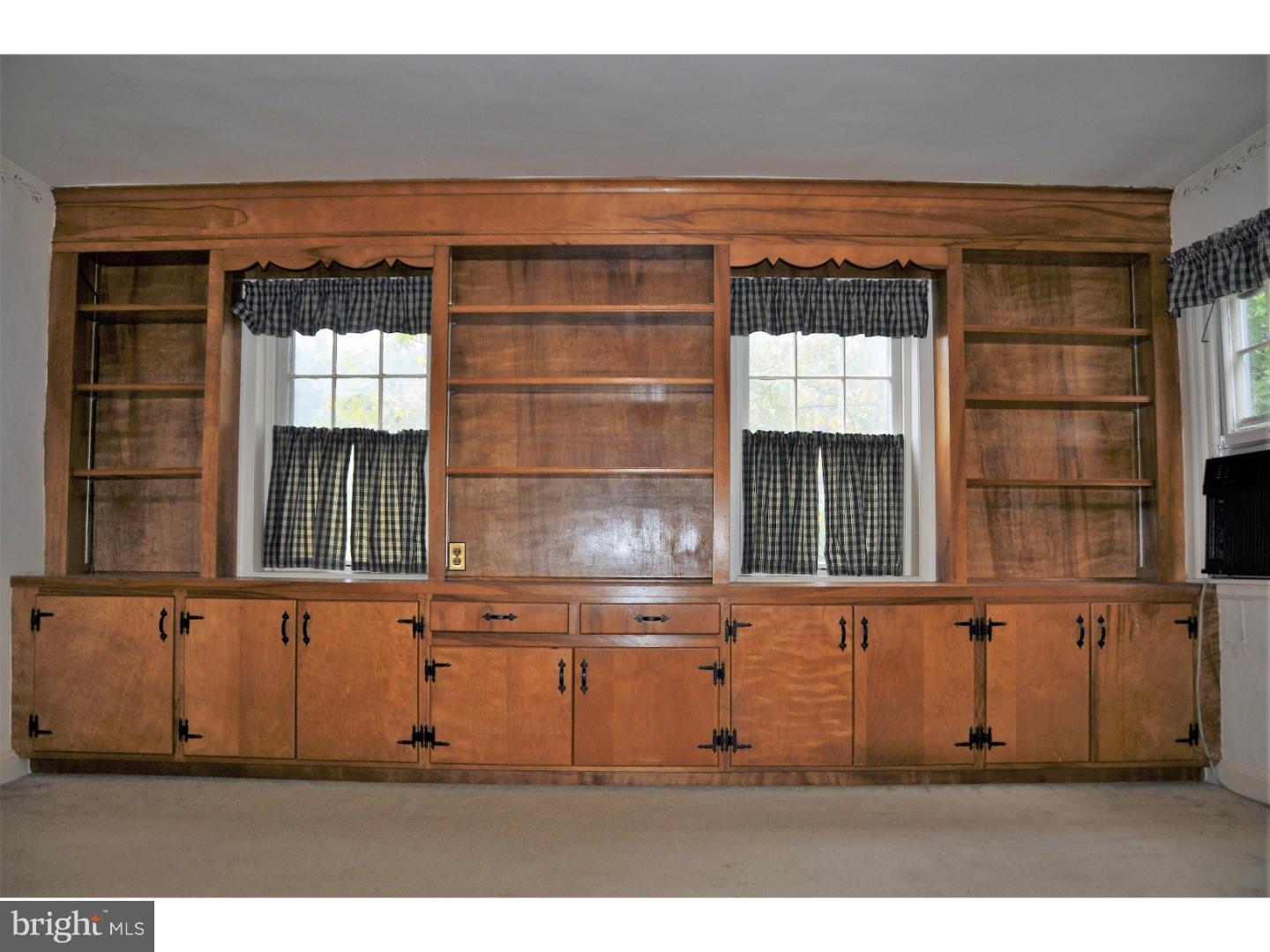 5395 Lanark Road Center Valley, PA 18034 - Photo 14 of 25 Gallery Image 14