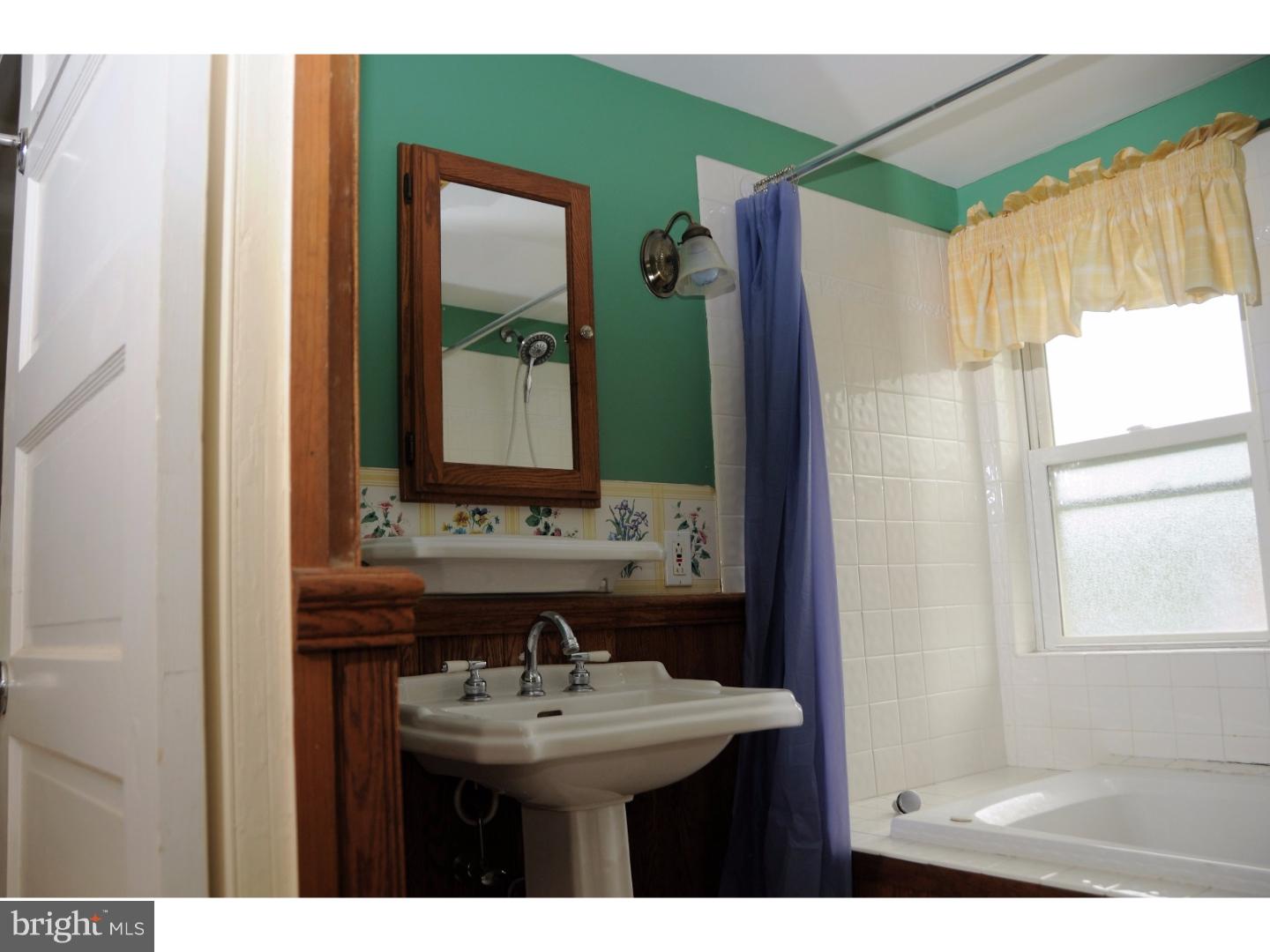 5395 Lanark Road Center Valley, PA 18034 - Photo 20 of 25 Gallery Image 20