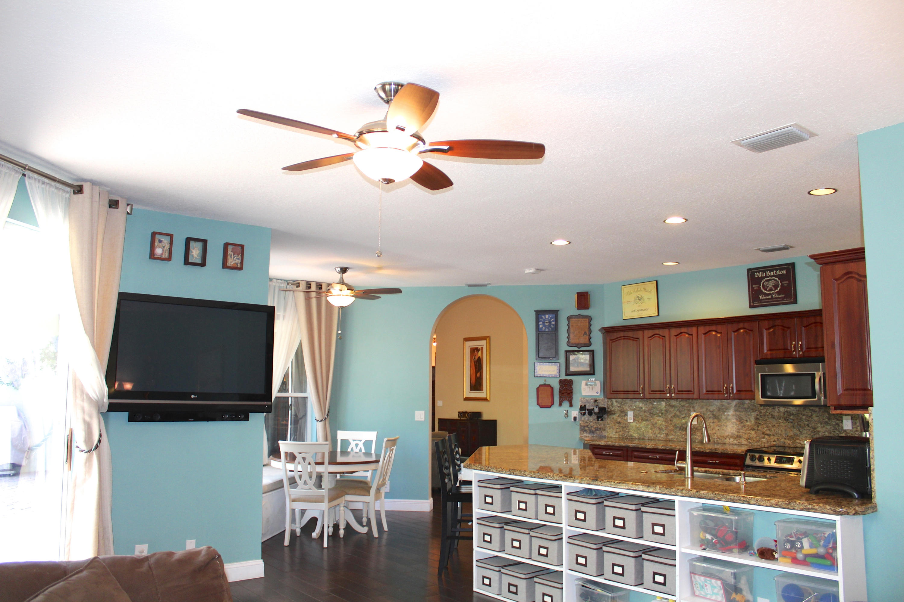 20300 Puccini Terrace Boca Raton, FL 33498 - Photo 12 of 41 Kitchen & Family Room