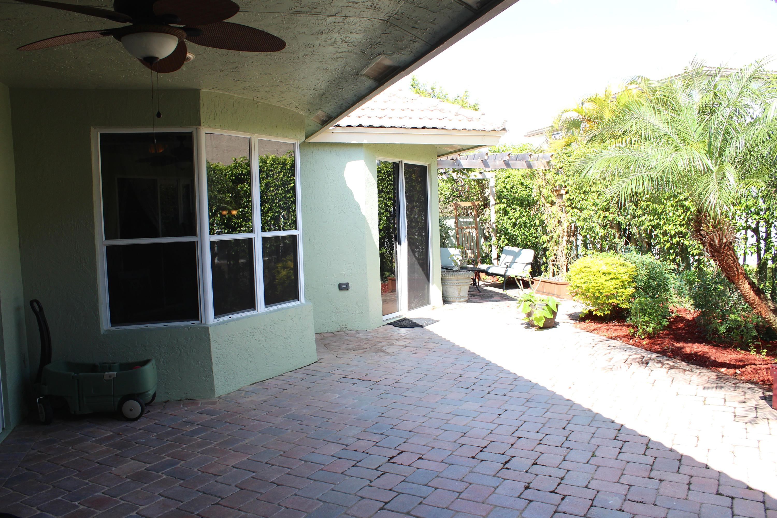 20300 Puccini Terrace Boca Raton, FL 33498 - Photo 35 of 41 Paver Patio