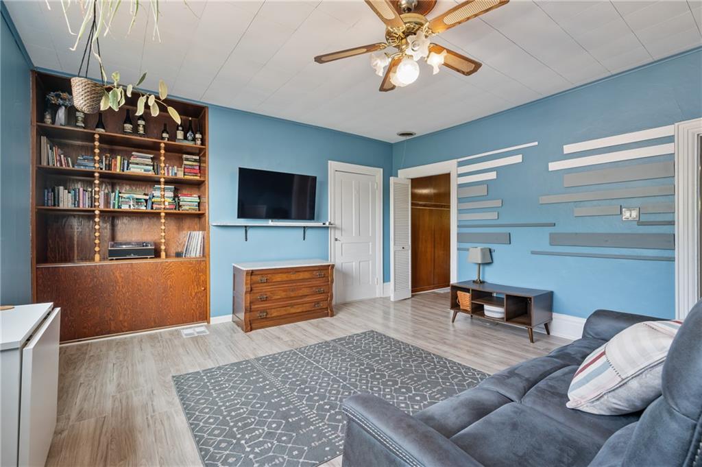 209 Evergreen Road Pittsburgh, PA 15209 - Photo 11 of 23 Gallery Image 11