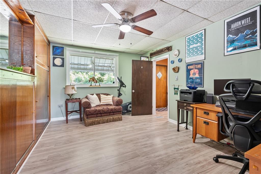 209 Evergreen Road Pittsburgh, PA 15209 - Photo 12 of 23 First floor bedroom being used as an office