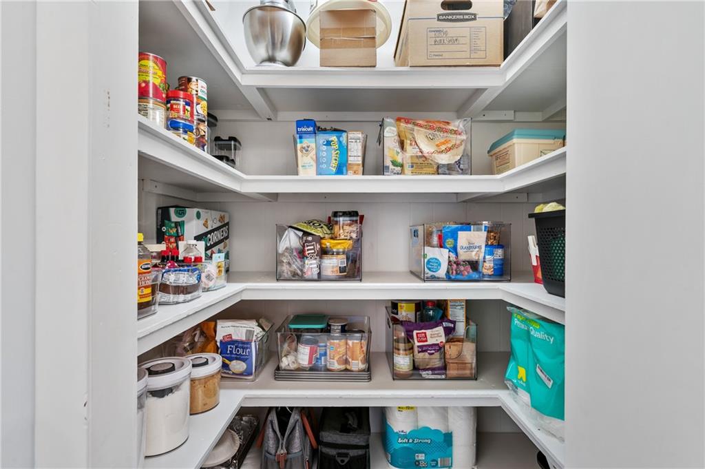 209 Evergreen Road Pittsburgh, PA 15209 - Photo 8 of 23 Pantry