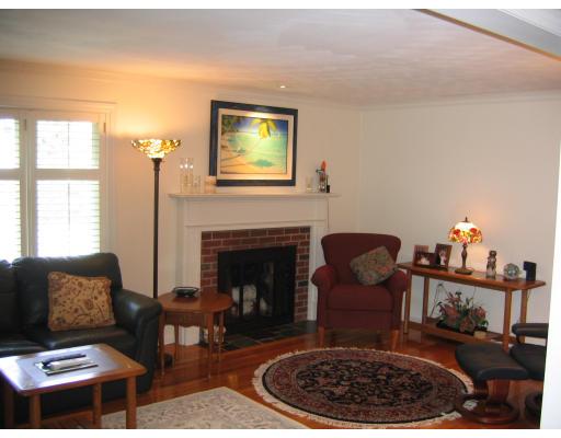 6 Jennings Road Westborough, MA 01581 - Photo 6 of 17 Gallery Image 6
